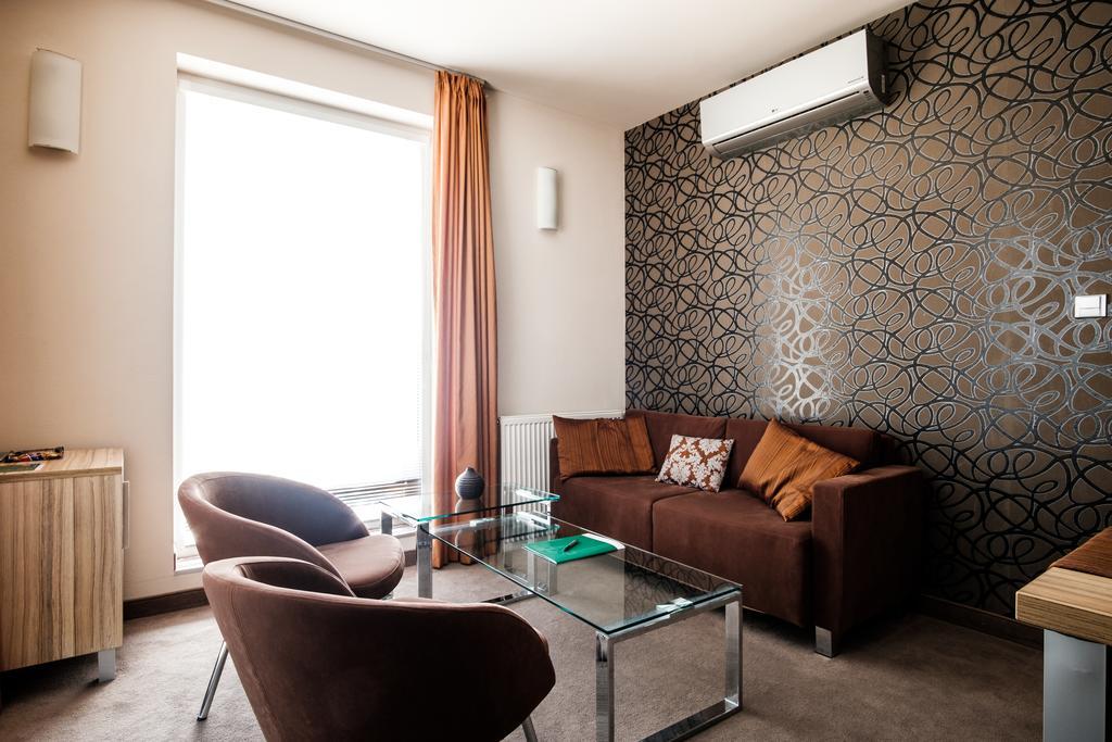 Hotel Deluxe With Free Wellness And Fitness Centrum Neutra Exterior foto